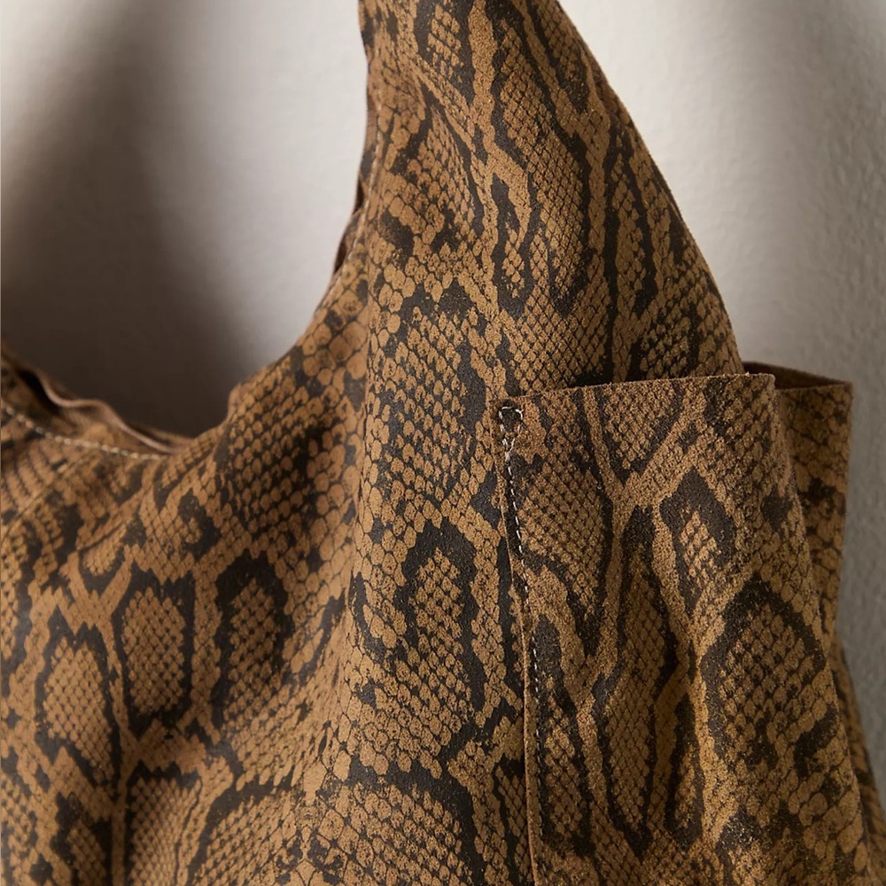FREE PEOPLE Weho Slouchy Tote Bag - Picture 4 of 6